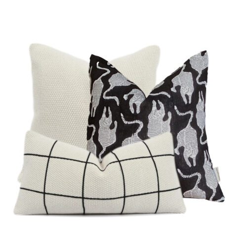 Black and Cream Tiger Throw Pillow Set 289
